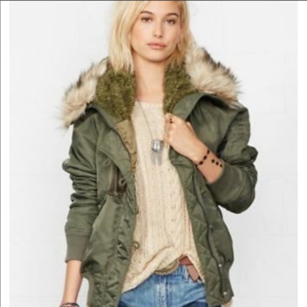 Denim & Supply Ralph Lauren~Down Winter Faux Fur Hooded Parka Women’s size Large